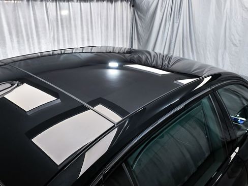 Used 2025 BMW 760i xDrive AWD/4WD image 88