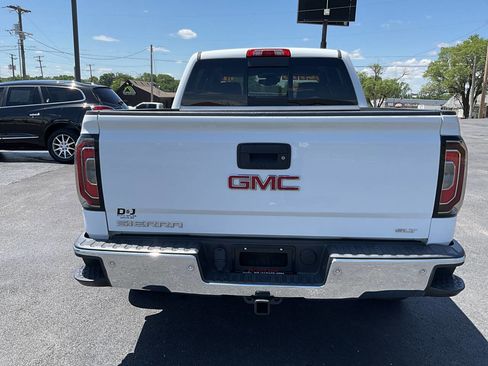 Used 2017 GMC Sierra 1500 SLT AWD/4WD image 5