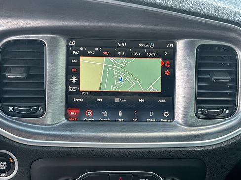 Used 2018 Dodge Charger R/T RWD image 31