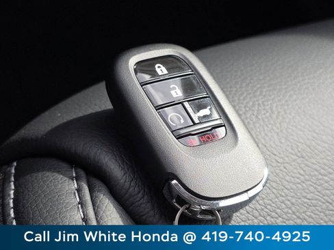 New 2026 Honda Pilot Touring image 29