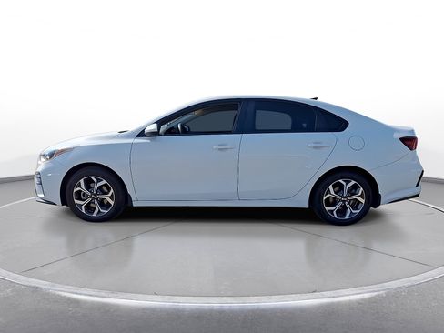 Used 2019 Kia Forte LXS FWD image 5