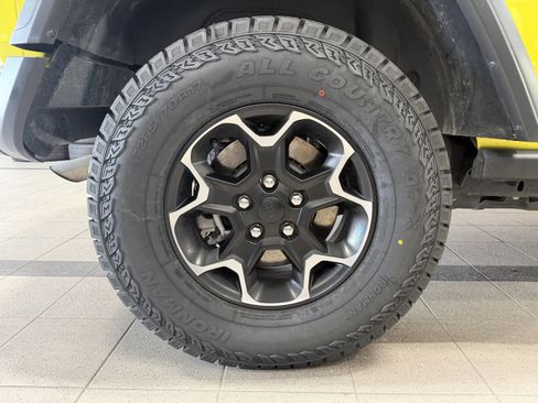 Used 2023 Jeep Wrangler Unlimited Rubicon 4xe w/ Safety Group AWD/4WD image 10