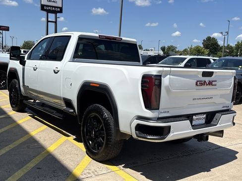 Used 2025 GMC Sierra 2500 AT4 AWD/4WD image 7