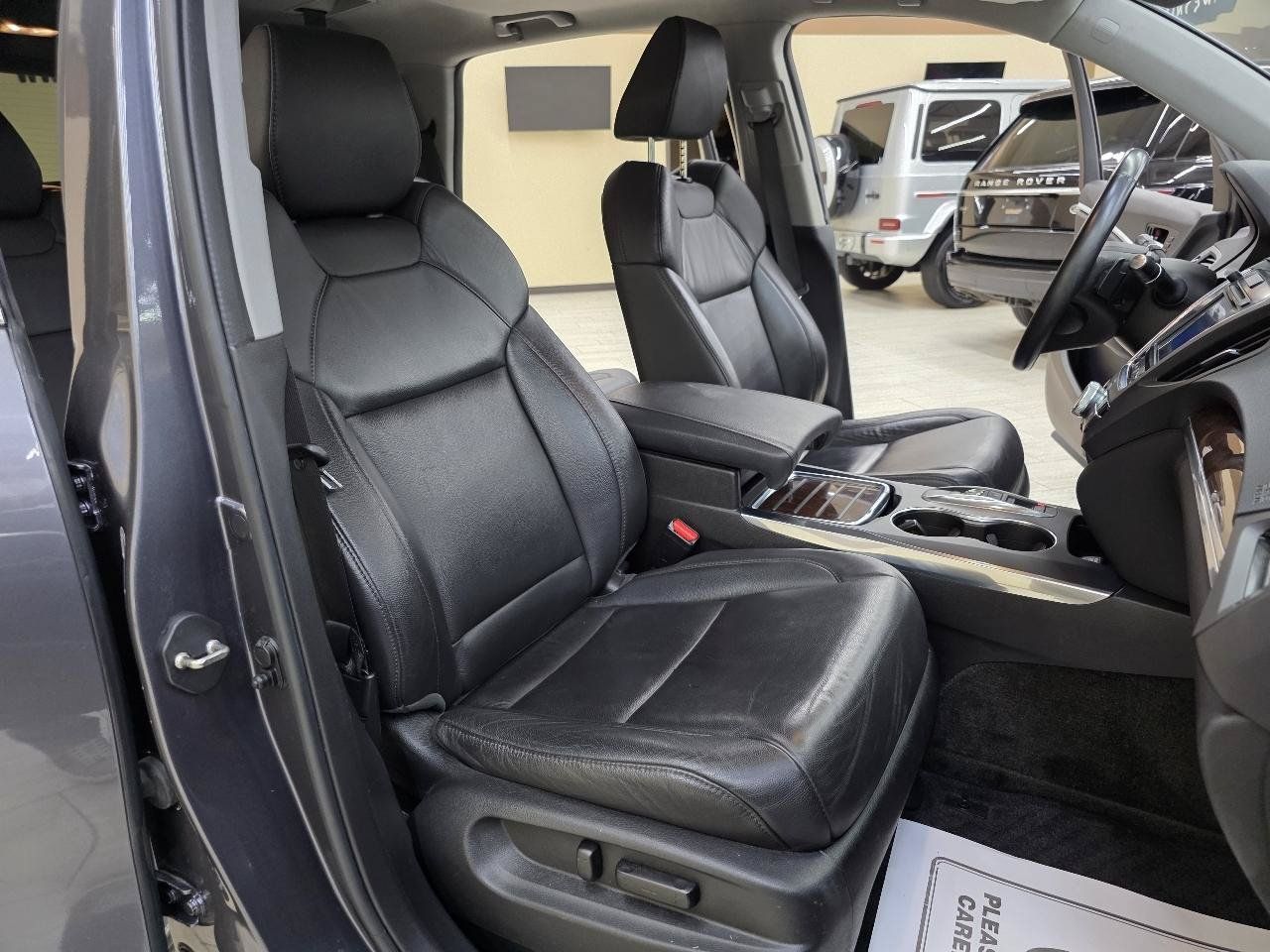Used 2017 Acura MDX w/ Technology Package AWD/4WD image 22