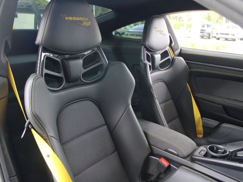 Used 2024 Porsche 911 GT3 RS RWD image 32