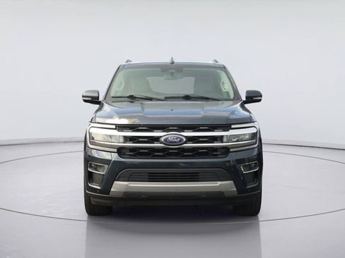 Used 2022 Ford Expedition Max Limited RWD image 3