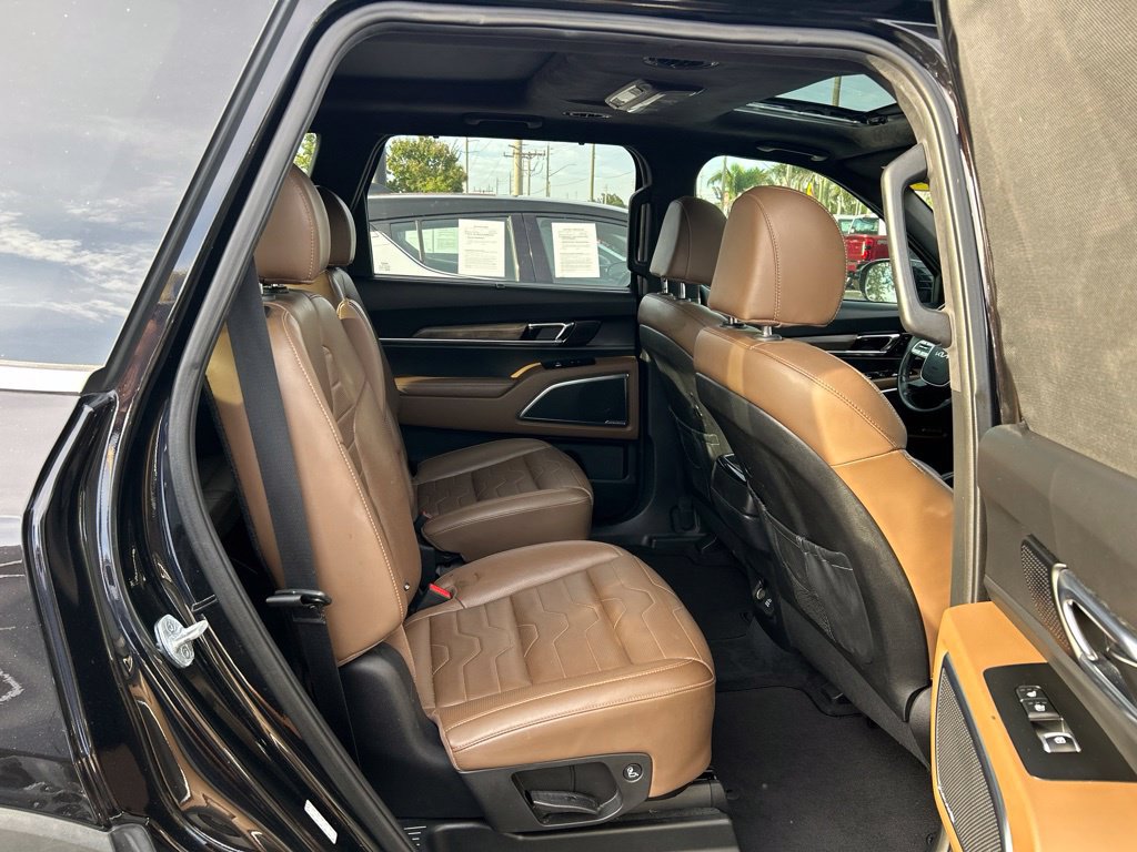 Used 2022 Kia Telluride SX w/ SX Prestige Package AWD/4WD image 45