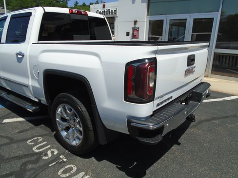 Used 2017 GMC Sierra 1500 SLT AWD/4WD image 15