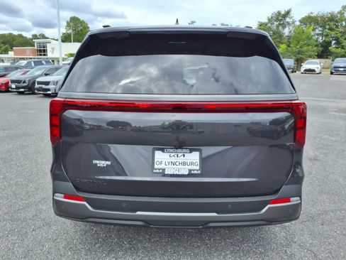 New 2026 Kia Carnival SX image 5