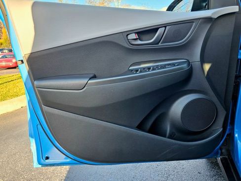 Used 2021 Hyundai Kona SEL w/ Cargo Package image 21