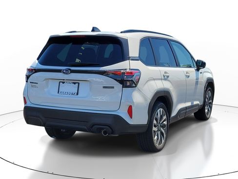 Certified 2025 Subaru Forester Touring AWD/4WD image 6