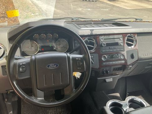 Used 2010 Ford F250 Lariat AWD/4WD image 24
