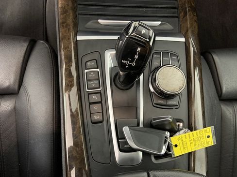 Used 2017 BMW X5 xDrive50i image 14