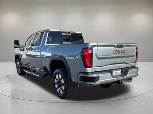 Used 2025 GMC Sierra 2500 Denali w/ Denali Reserve Package AWD/4WD image 4