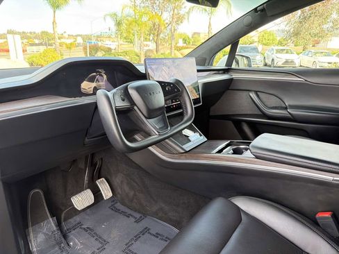 Used 2023 Tesla Model X AWD/4WD image 23
