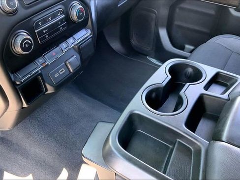 Used 2020 Chevrolet Silverado 1500 LT AWD/4WD image 17