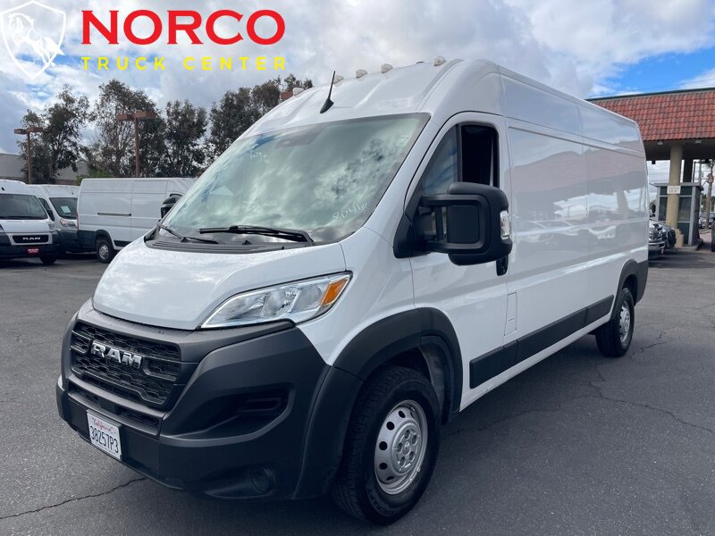 Used 2023 RAM ProMaster 2500 FWD image 4