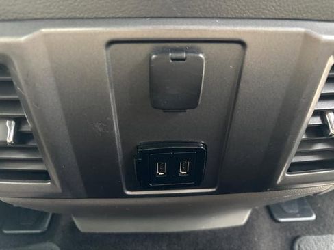 Used 2018 Ford F150 XLT image 19