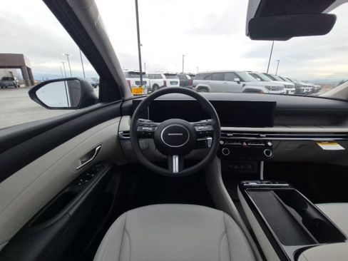 New 2026 Hyundai Tucson SEL image 24