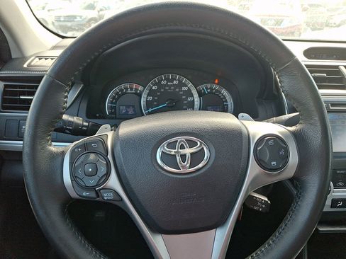 Used 2012 Toyota Camry SE image 18