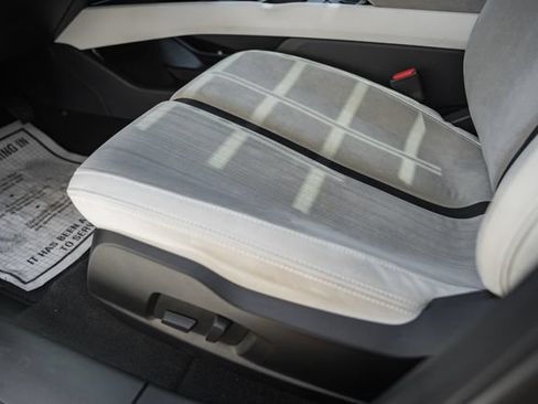 Used 2023 Fisker Ocean Extreme AWD/4WD image 30