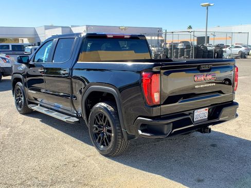 Used 2024 GMC Sierra 1500 Pro w/ Graphite Edition image 6
