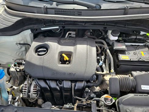 Used 2025 Kia Soul GT-Line w/ GT-Line Technology Package FWD image 13