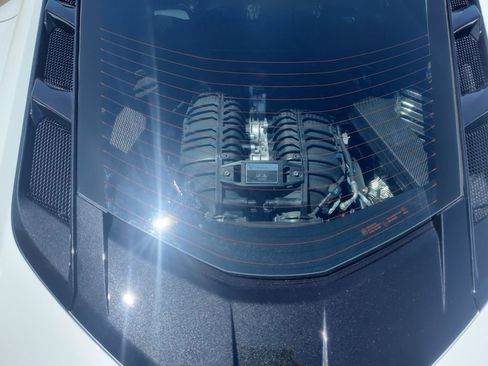 Used 2025 Chevrolet Corvette Z06 RWD image 10