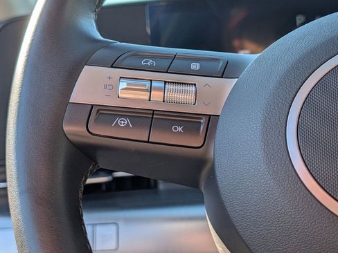 Used 2024 Hyundai Kona SEL image 29