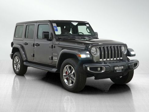 Used 2018 Jeep Wrangler Unlimited Sahara image 7