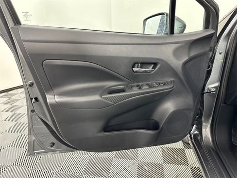 New 2025 Nissan Versa SV image 15