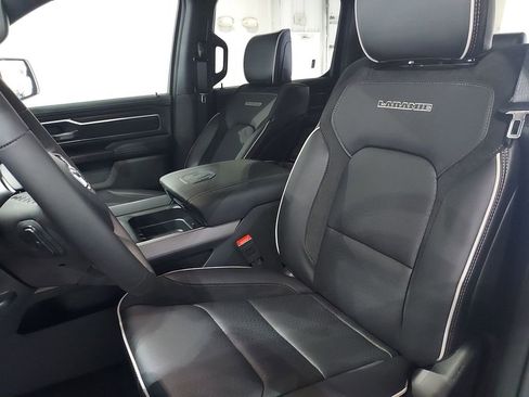New 2026 RAM 1500 Laramie w/ Night Edition AWD/4WD image 17