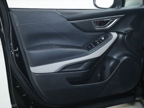 Certified 2022 Subaru Forester Limited image 16