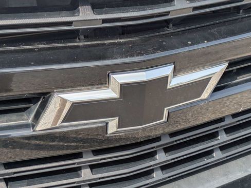 Used 2021 Chevrolet Silverado 1500 LT Trail Boss w/ Bed Protection Package AWD/4WD image 14