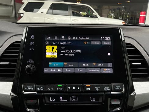Used 2018 Honda Odyssey EX-L image 33