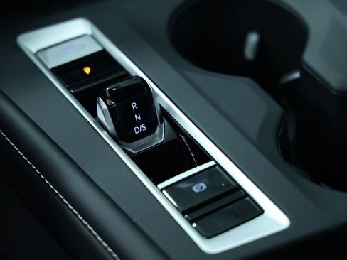 New 2026 Volkswagen Atlas SE FWD image 20