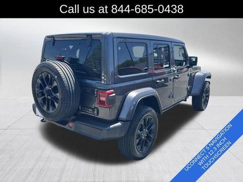 Used 2025 Jeep Wrangler Unlimited Sahara w/ Safety Group AWD/4WD image 5