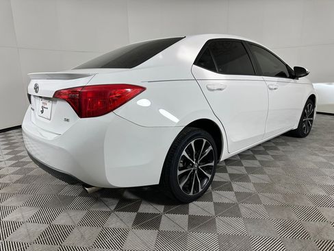 Used 2019 Toyota Corolla SE image 8