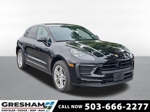 Used 2024 Porsche Macan AWD/4WD image 1
