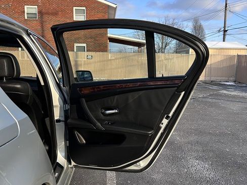 Used 2008 BMW 535xi Sedan image 12