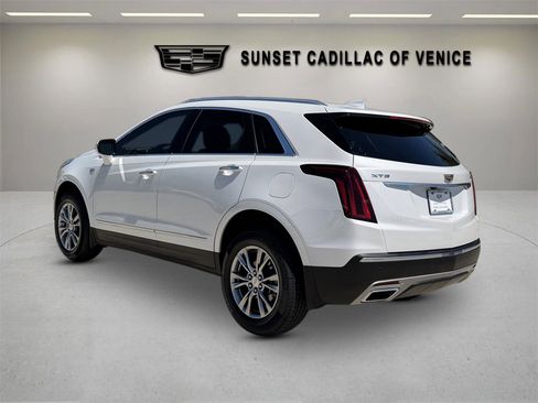 Certified 2023 Cadillac XT5 Premium Luxury image 4