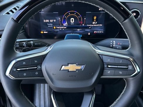 New 2026 Chevrolet Traverse LT w/ Enhanced Driving Package FWD image 25