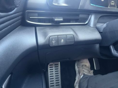 Used 2026 Hyundai Elantra Sport FWD image 15