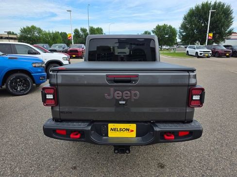 Used 2026 Jeep Gladiator Rubicon w/ Steel Power Dome Hood Package AWD/4WD image 12