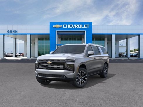 New 2026 Chevrolet Suburban High Country image 8