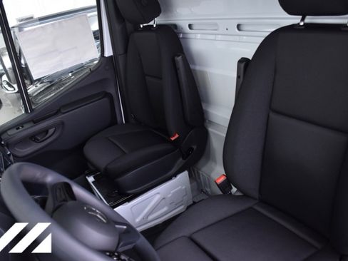 New 2024 Mercedes-Benz Sprinter 3500 image 13