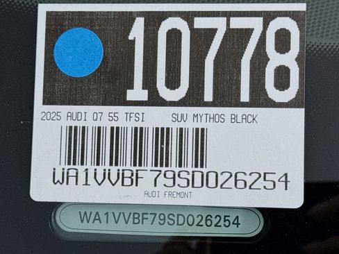 New 2025 Audi Q7 3.0T Prestige image 30