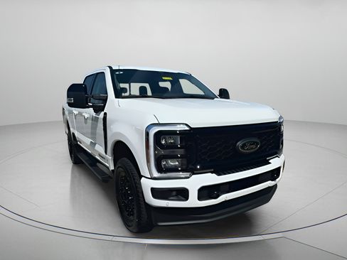 New 2025 Ford F250 Lariat w/ Lariat Ultimate Package image 4