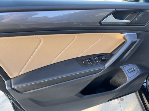 Certified 2024 Volkswagen Tiguan SE image 13