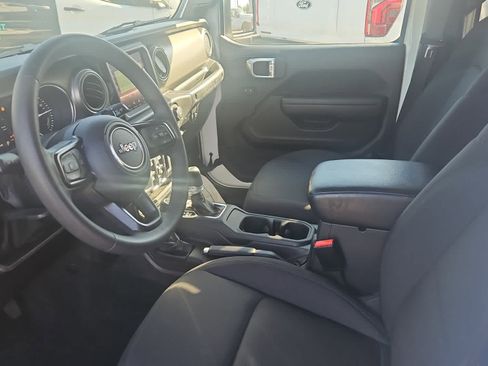 Used 2023 Jeep Wrangler Unlimited w/ 8.4" Radio Group AWD/4WD image 17